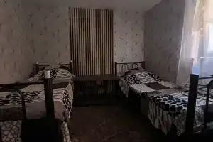 Комната на первом этаже, Ейск