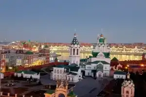 Центр туристической Йошкар-Олы с лучшим видом на Набережную, Йошкар-Ола