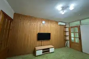 Квартира со свежим ремонтом, состоящей из 2х комнат, Ялта