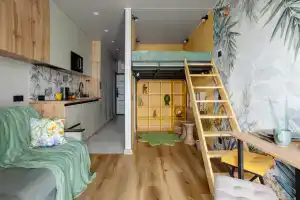 Уютная двухуровневая квартира, Сочи
