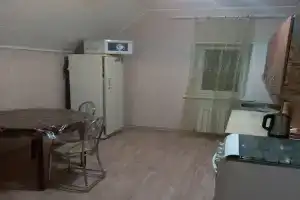 Уютная квартира в частном доме