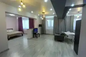 Уютная большая студия рядом с аэропортом, Иркутск