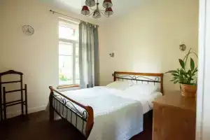 Апартаменты «Флигель у водопада»