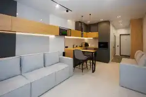 Студия с дизайнерским ремонтом в центре города