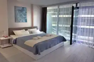 Студия на первой линии с кроватью King Size, Батуми