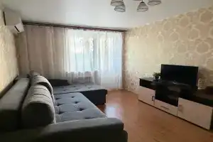 Квартира у космопорта, Самара