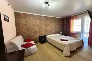 Трёхместный номер стандарт, Домбай