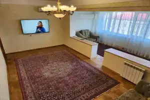 Просторная квартира с видом на горы, Махачкала
