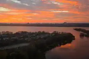 Новая видовая квартира на берегу водохранилища в отличной локации