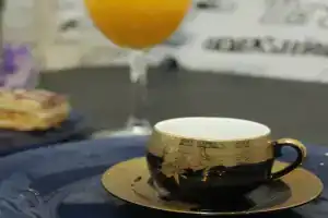Янтарные выходные в центре города