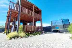 Дом на берегу Казантипского залива, Новоотрадное