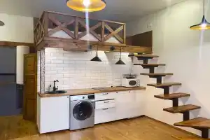 Двухуровневая квартира в центре