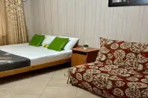 Семейный номер Стандарт Пятиместный, Вардане