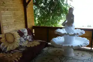 Домик с фонтаном, Алупка