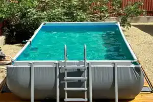 Дом у моря, Голубицкая