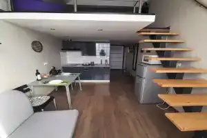 Студия, Москва