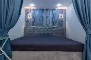 Уютная евродвушка на побережье с бассейном на крыше, Небуг