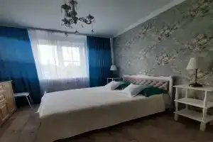 Двухкомнатная квартира в центре Пушкинских Гор
