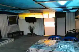 Домик у моря, Голубицкая