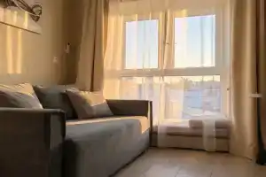 Двухуровневая студия рядом с метро и своей парковкой, Москва