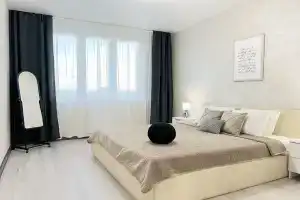 Идеальная квартира для большой семьи возле ТЦ Круиз