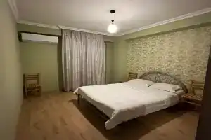 Двухкомнатная квартира недалеко от центра, Тбилиси
