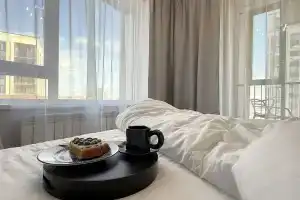 Яркий дизайн, панорама на реку прямо с кровати, Новосибирск