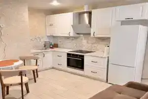 Квартира у Меги и Континента, Омск
