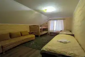 Комната в коттедже