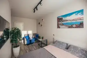 Однокомнатная квартира новый дом возле дс янтарный дистанционный заезд, Калининград