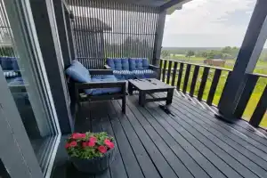 Уютный дом с бассейном