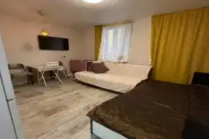 Студия, Москва