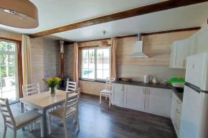 Уютный дом на Ключевой 5, Шерегеш