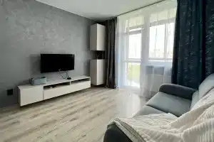 Квартира у Южного вокзала: Калининград и море за одну поездку, Калининград