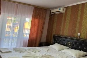 Двухместный номер с 1 кроватью стандарт с двуспальной кроватью, Вардане