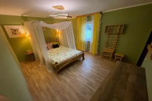 Комната бабочек, Лукьяновка