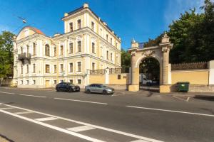 Квартира у Аничкова моста с бесплатной парковкой, Санкт-Петербург