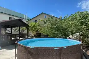 Домик в саду на Центральной 12