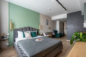 Your stylish emerald Apart, Санкт-Петербург