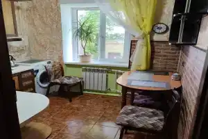 Трехкомнатная квартира в курортном центре Анапы, рядом Центральный пляж