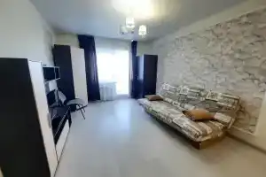 Квартира в центре города с шикарным видом на озеро