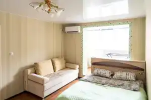 Уютная квартира, Придорожный