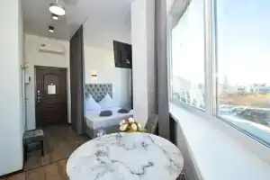 Студия в центре Екатеринбурга, парковка