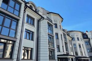 Двух комнатная квартира в центре. Новый дом, 70 м.кв
