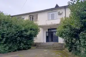 Трёхместный номер эконом, Молочный совхоз