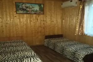Трёхместный номер стандарт, Голубицкая