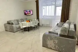 Квартира возле Глц, Зеленая Поляна