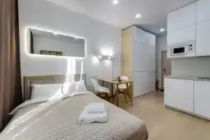 Уютная студия в небоскрёбе