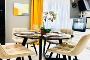 Уютная, двухкомнатная дизайнерская квартира у озера, Калининград