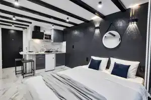 Монохромные апартаменты, Москва